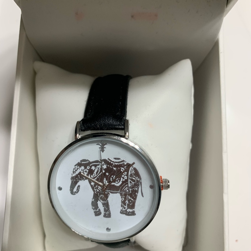 NWOT elephant watch! 🐘 - Picture 2 of 4